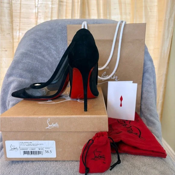 Christian Louboutin Black Mesh and Suede So Kate Pointed-Toe Pump - Picture 2 of 8